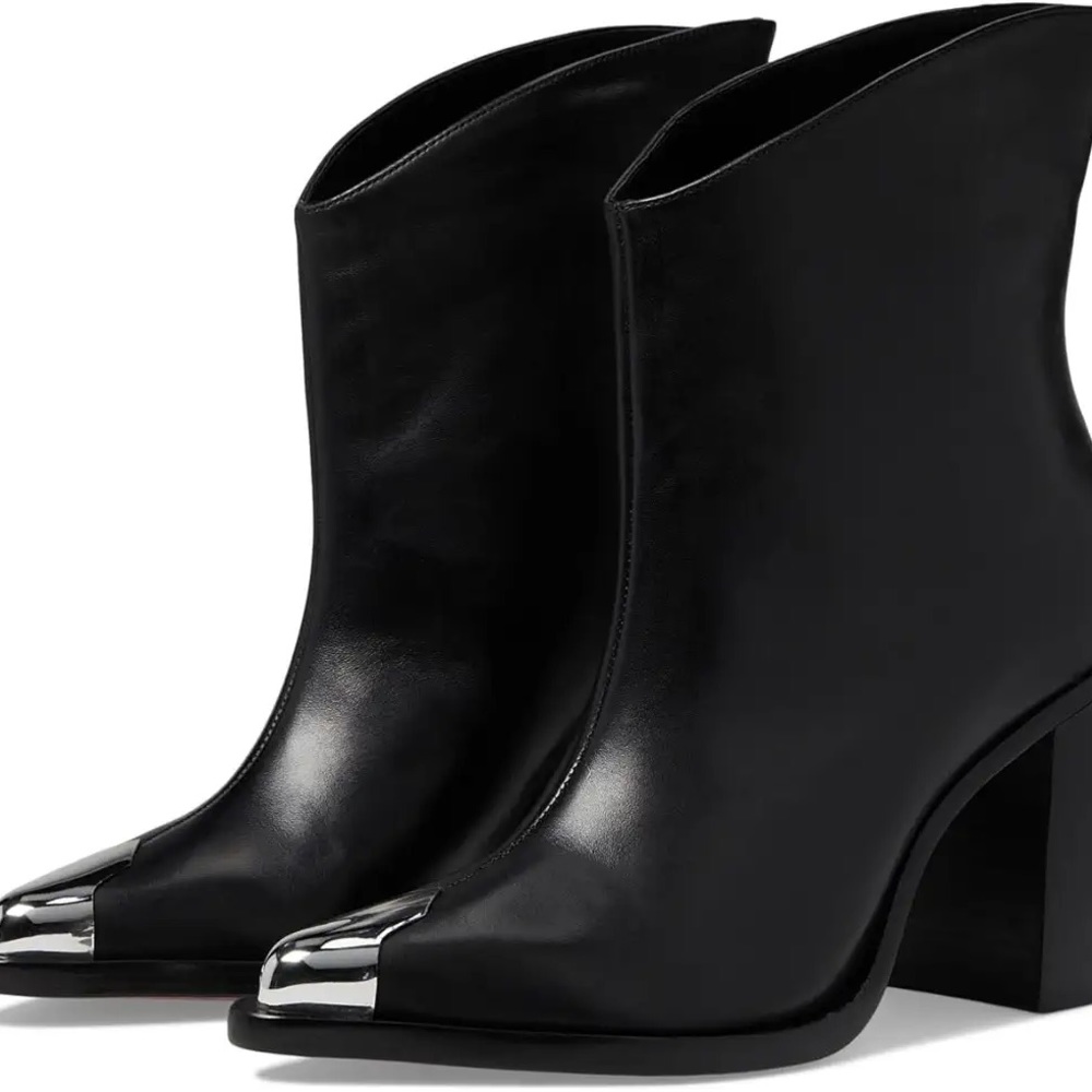 Schutz Blaze Leather bootie cowboy boots block heel size 9 BRAND NEW